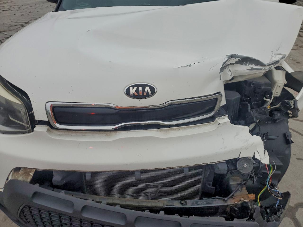 Kia Soul + Image 9