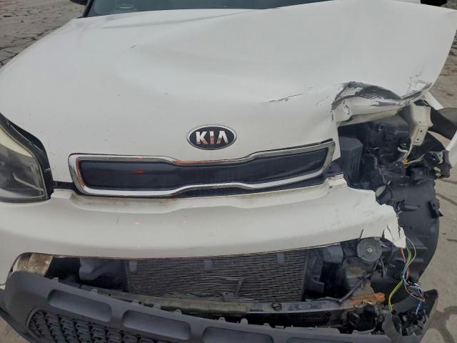 Kia Soul + Image 9
