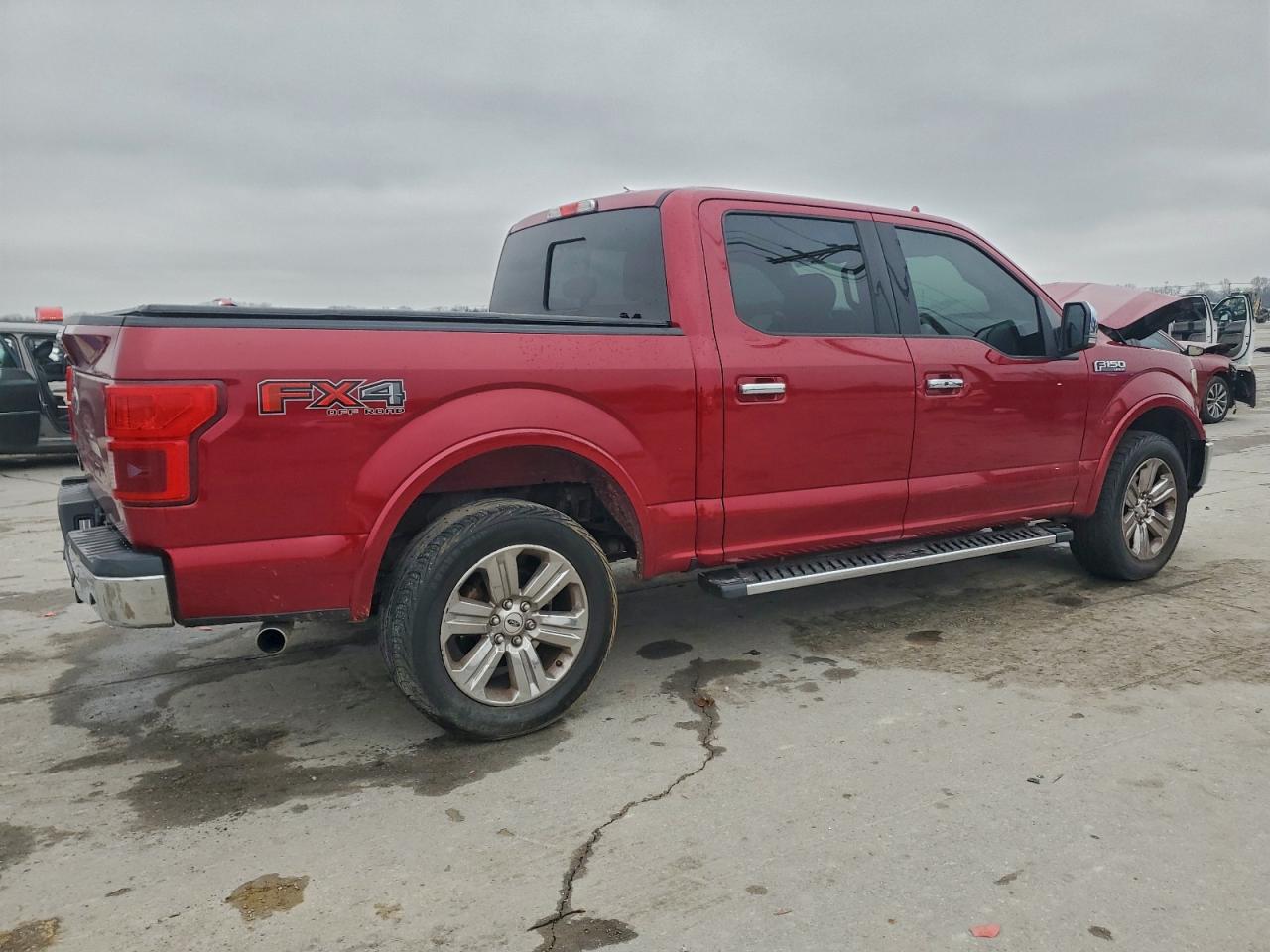 Ford F-150 Supercrew Image 12