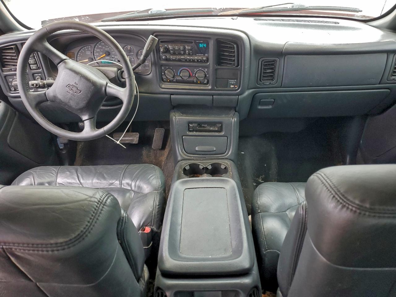 Chevrolet Silverado K1500 Image 5