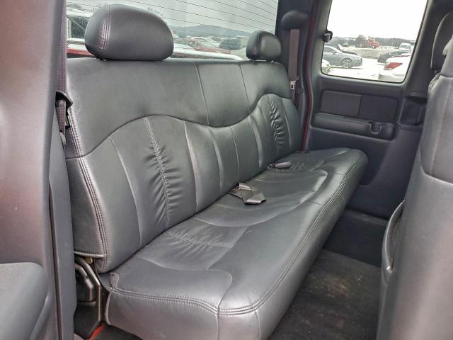 Chevrolet Silverado K1500 Image 12