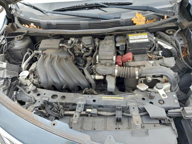 Nissan Versa S Image 10