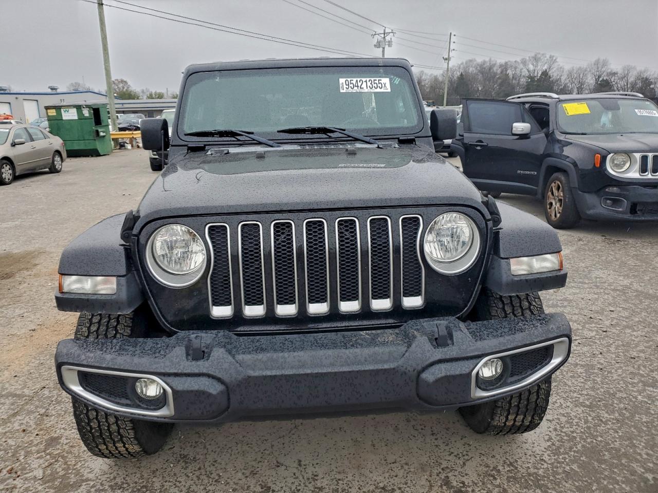 Jeep Wrangler Sahara Image 11