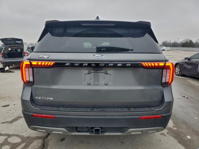 Ford Explorer Active Image 2