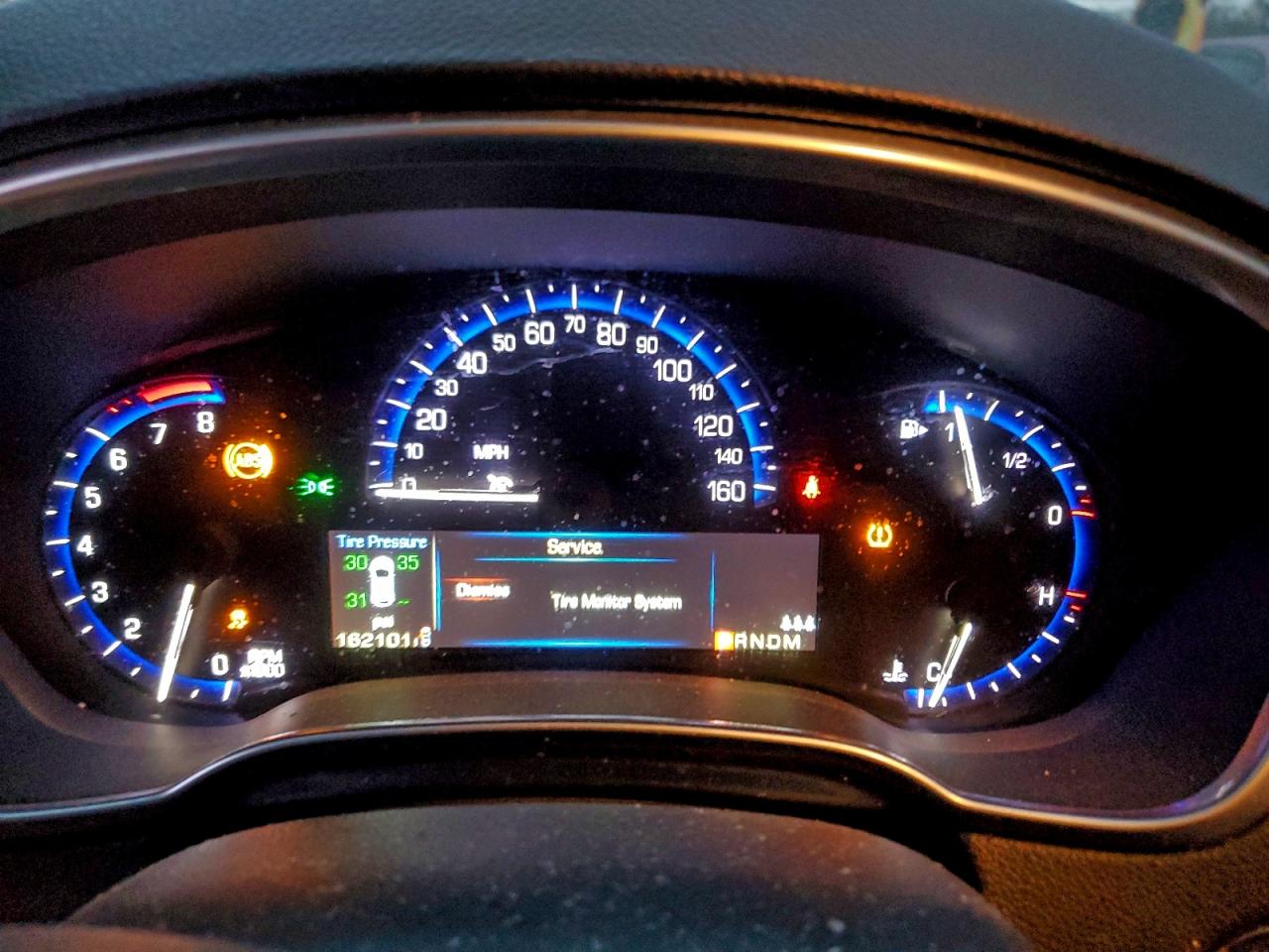 Cadillac SRX Image 11