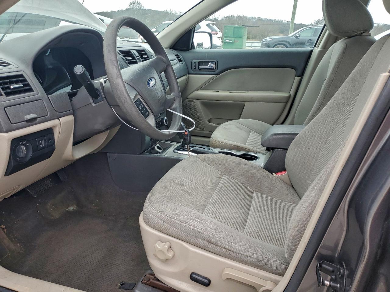 Ford Fusion Se Image 5