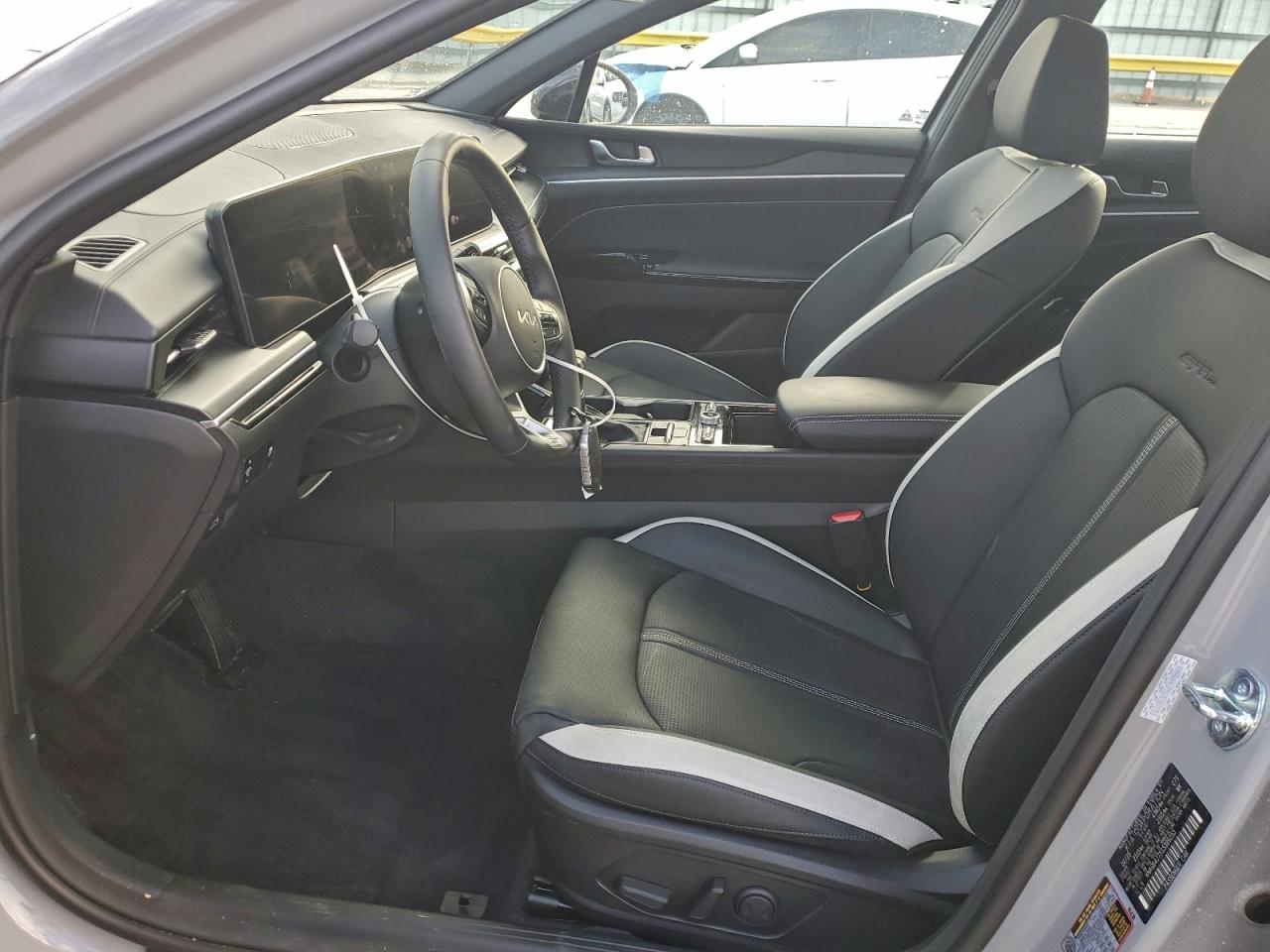 Kia K5 Gt Line Image 4