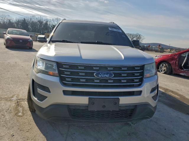 Ford Explorer Image 5