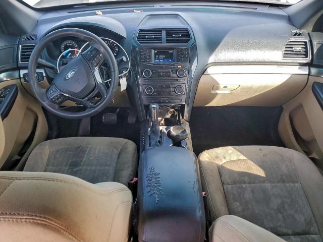 Ford Explorer Image 3