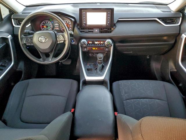 Toyota RAV4 Xle Image 4