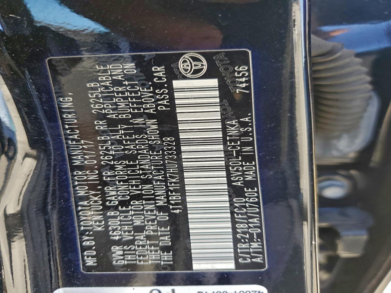 Toyota Camry Le Image 7