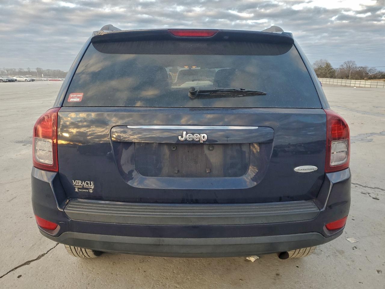 Jeep Compass Latitude Image 3