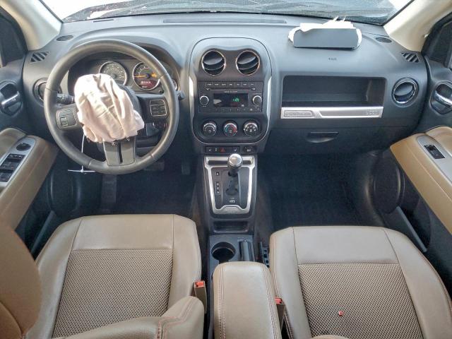 Jeep Compass Latitude Image 4