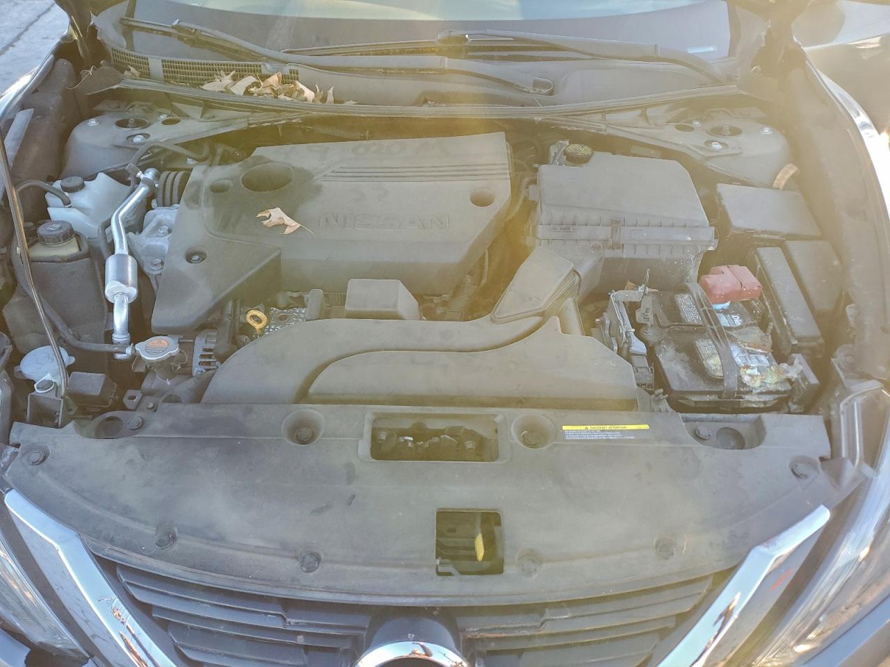 Nissan Altima 2.5 Image 11