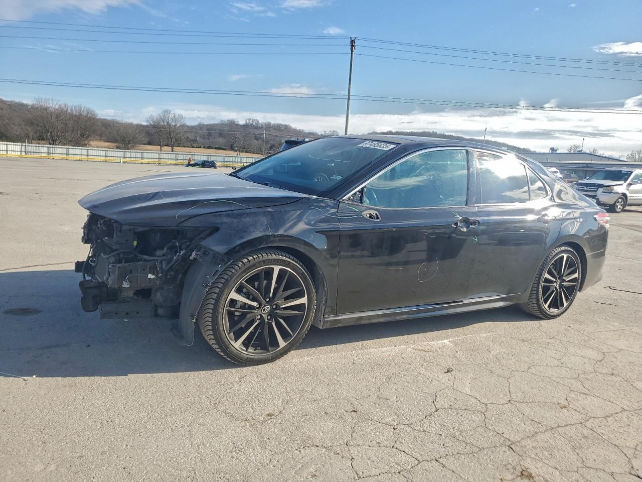 Toyota Camry Xse Image 1