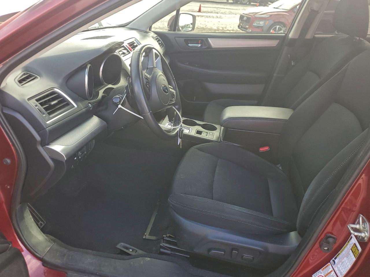 Subaru Legacy 2.5i Premium Image 9