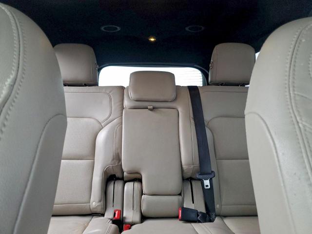 Ford Explorer Limited Image 3