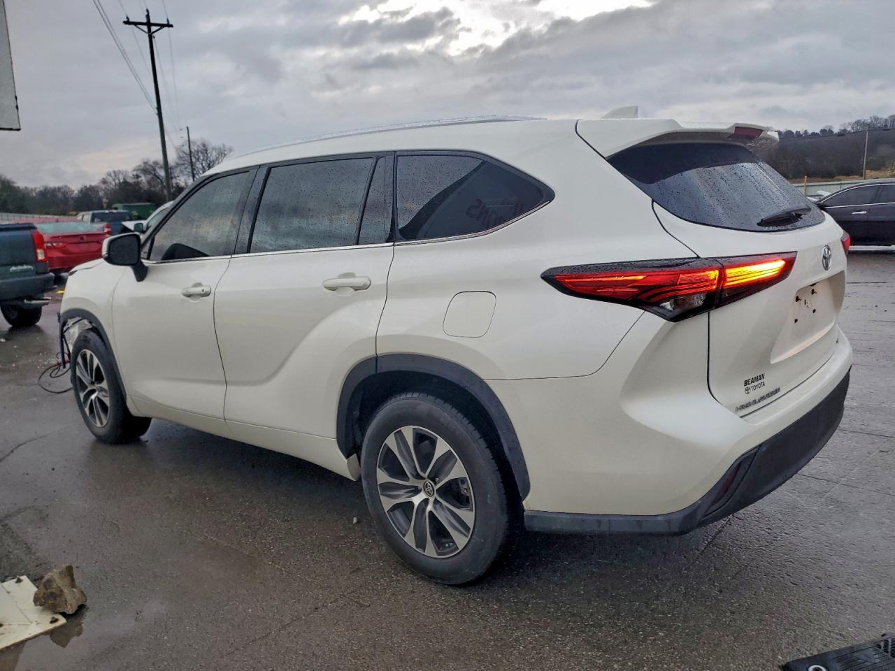 Toyota Highlander Xle Image 11