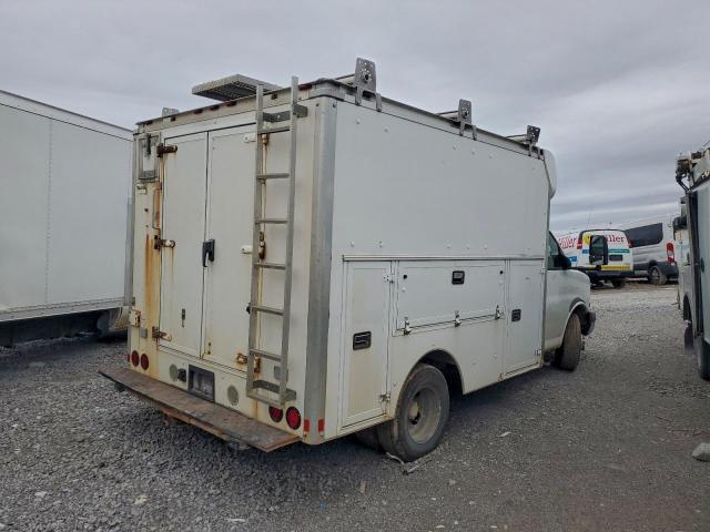 Chevrolet Express Image 6