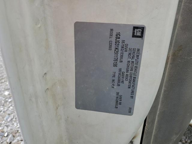 Chevrolet Express Image 9