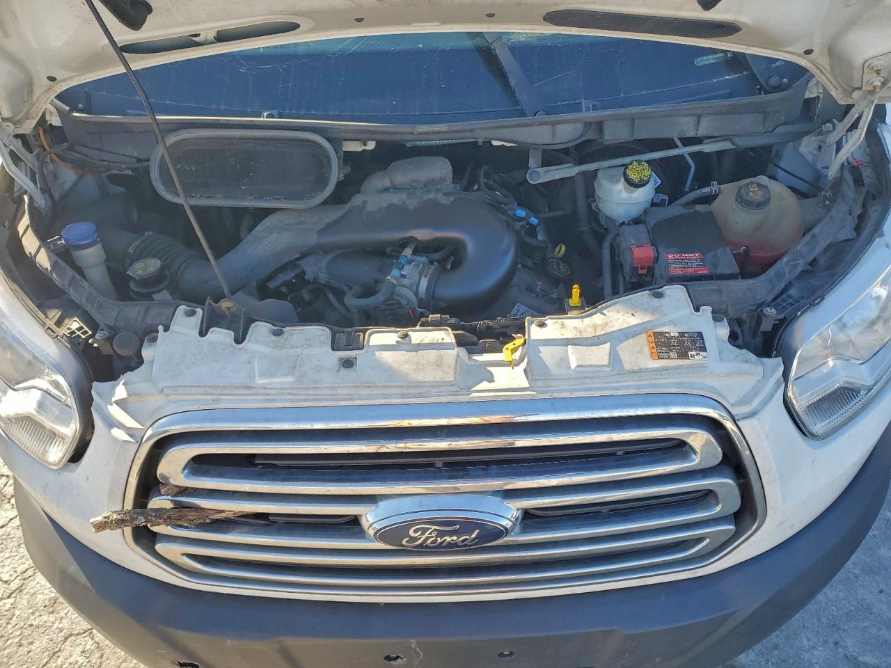 Ford Transit T-250 Image 10