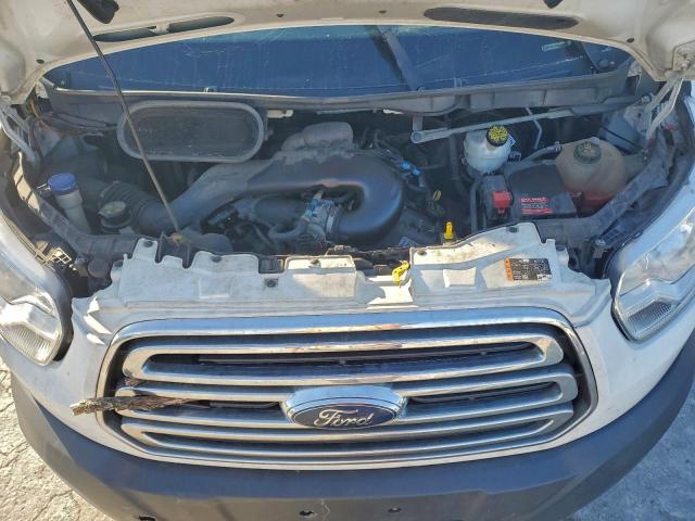 Ford Transit T-250 Image 10