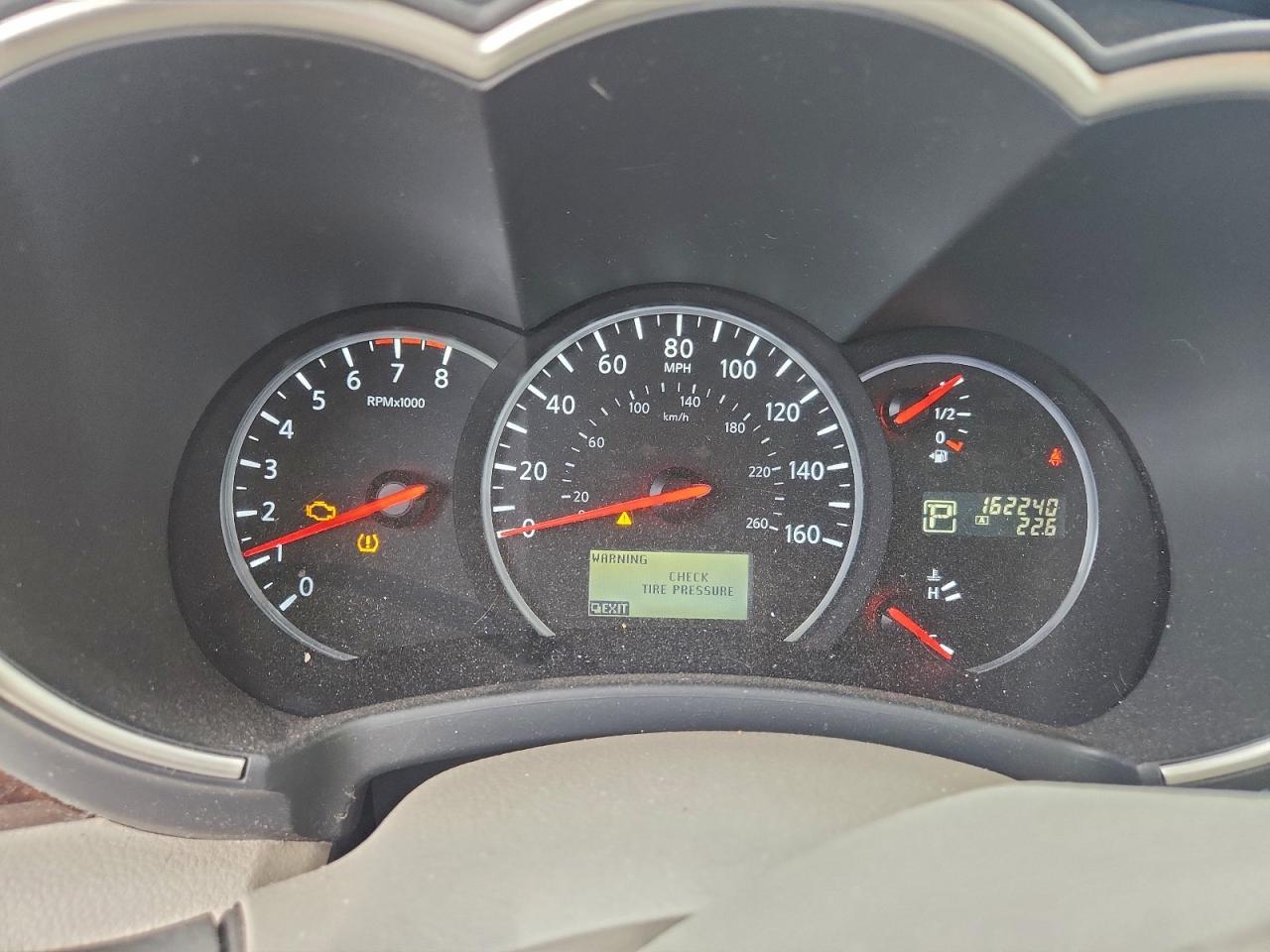 Nissan Quest S Image 4