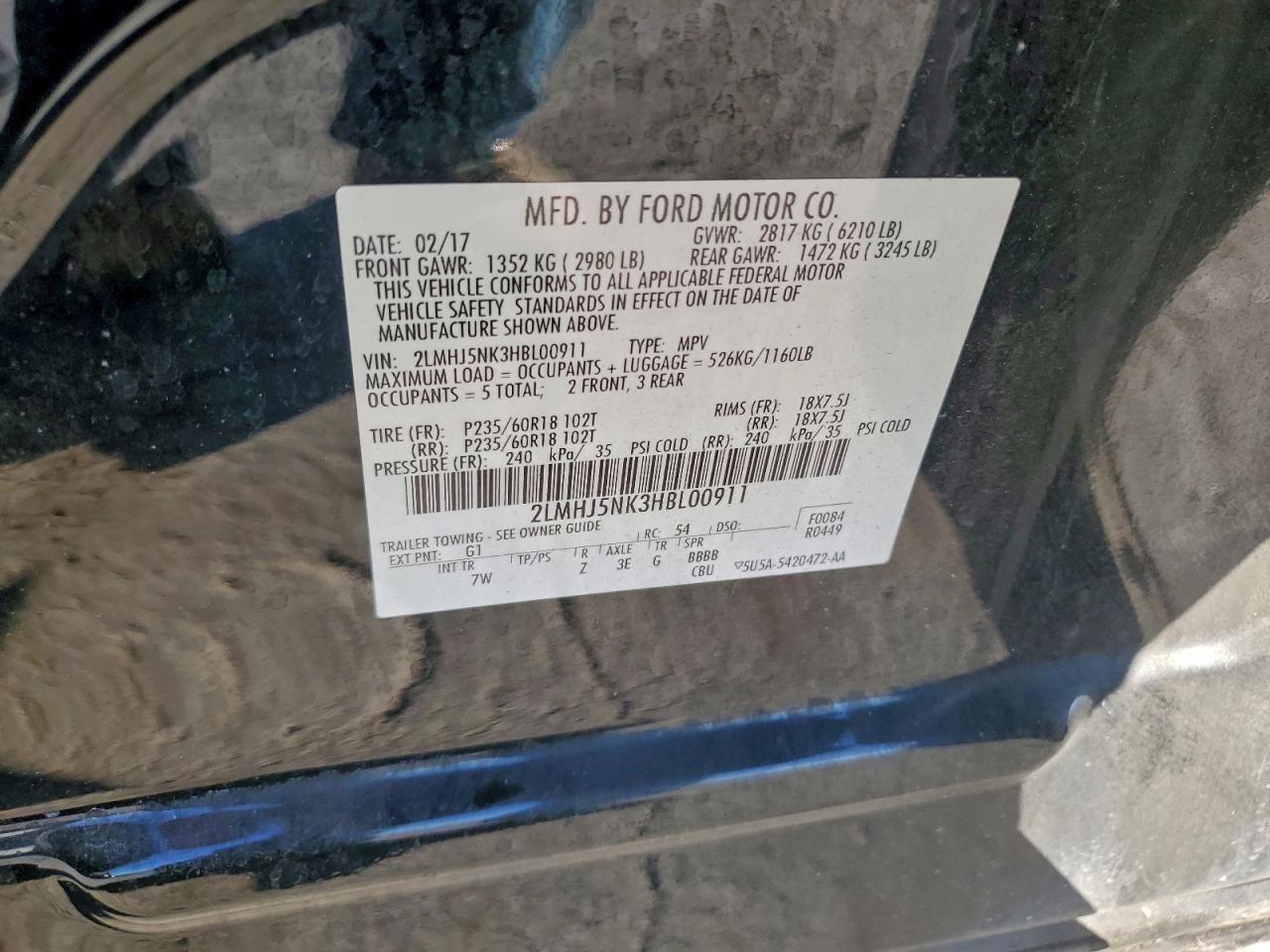 Lincoln MKT Image 12