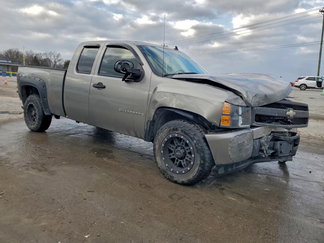 Chevrolet Silverado K1500 Image 5