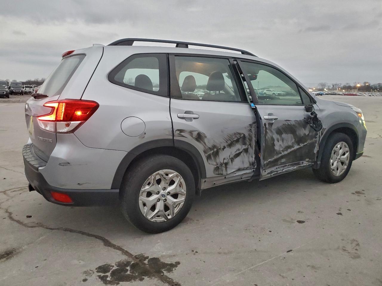 Subaru Forester Image 13