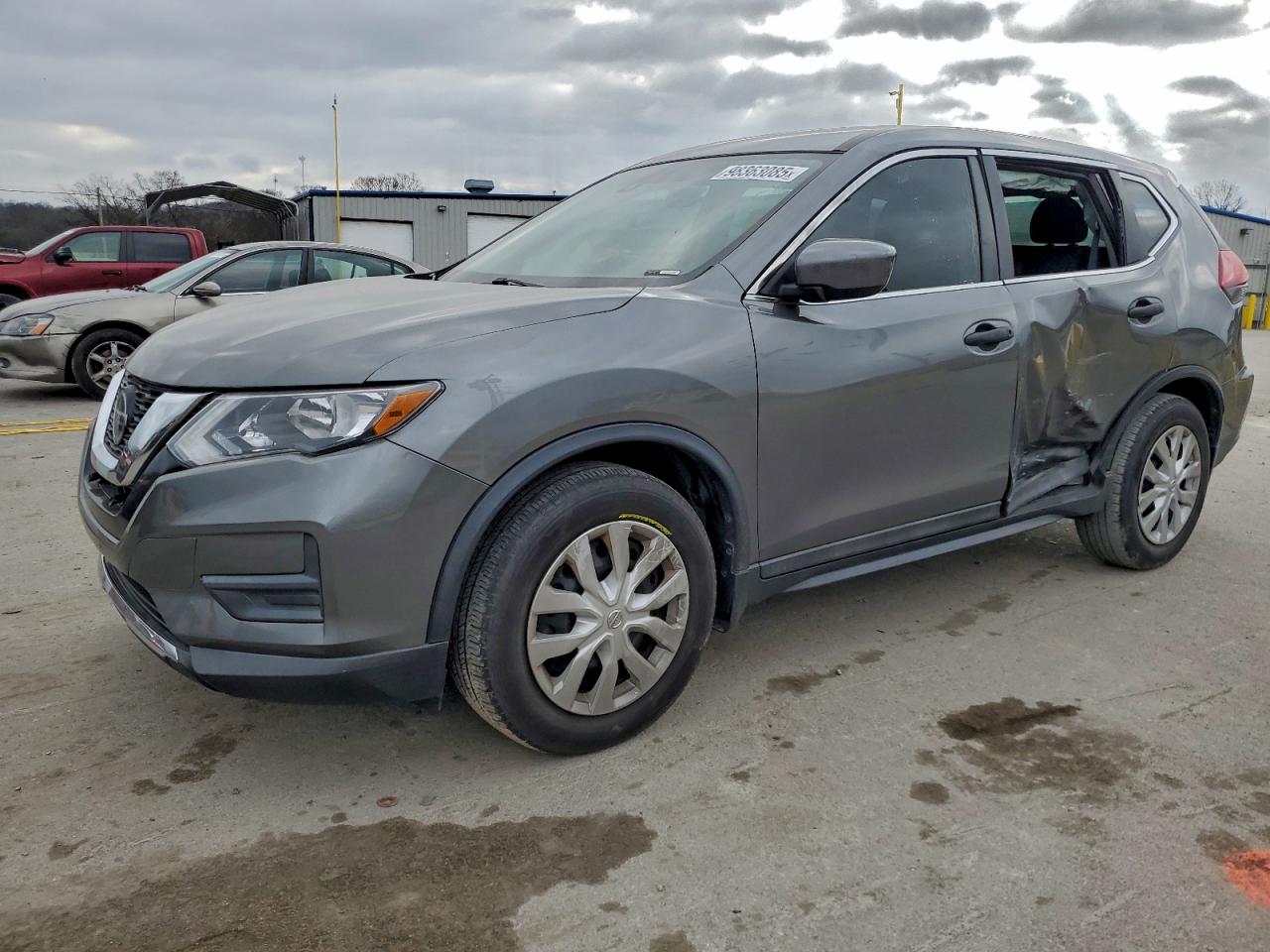 Nissan Rogue S Image 1