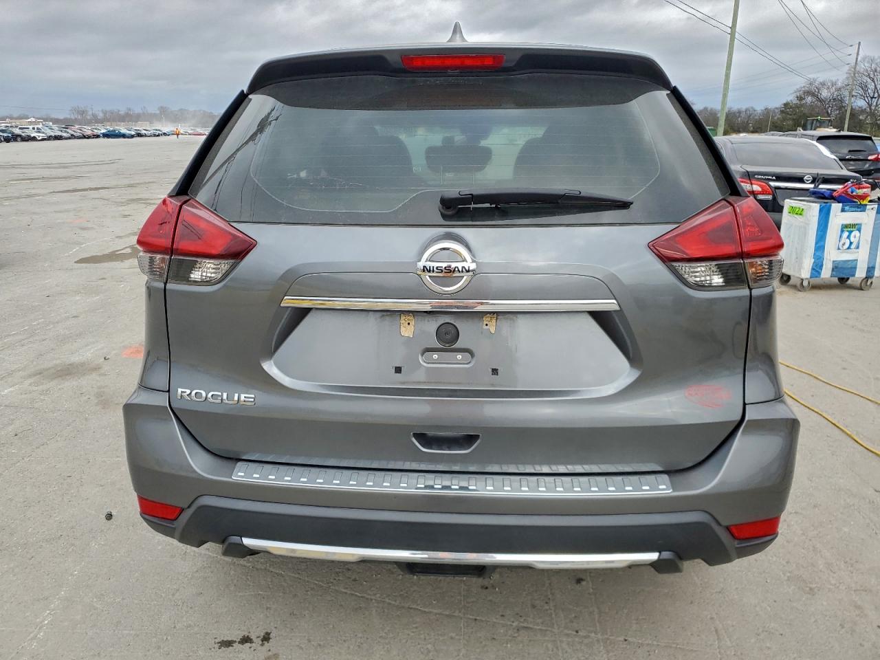 Nissan Rogue S Image 13