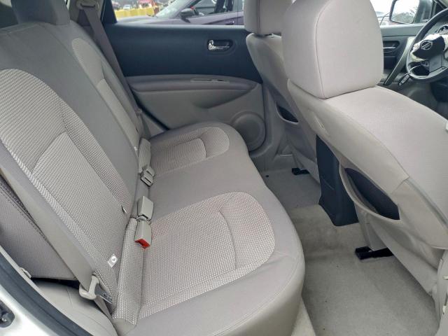 Nissan Rogue S Image 9