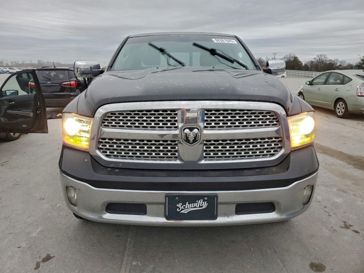 Ram 1500 Laramie Image 7