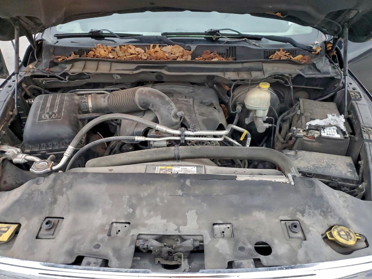 Ram 1500 Laramie Image 12