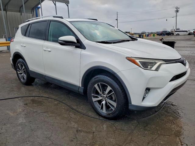 Toyota RAV4 Xle Image 2