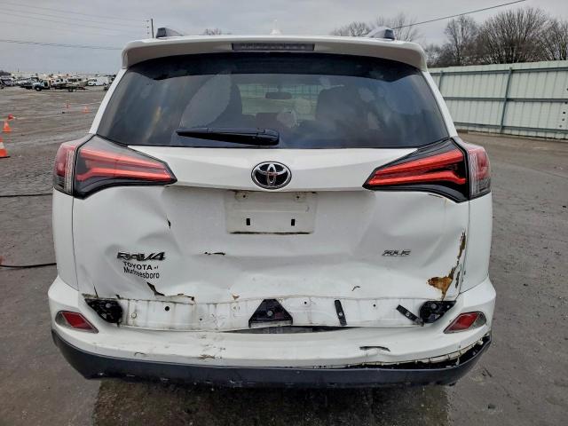 Toyota RAV4 Xle Image 10