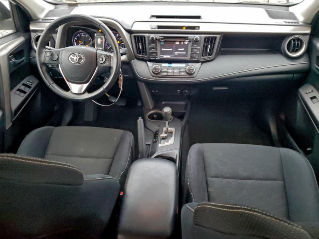 Toyota RAV4 Xle Image 4