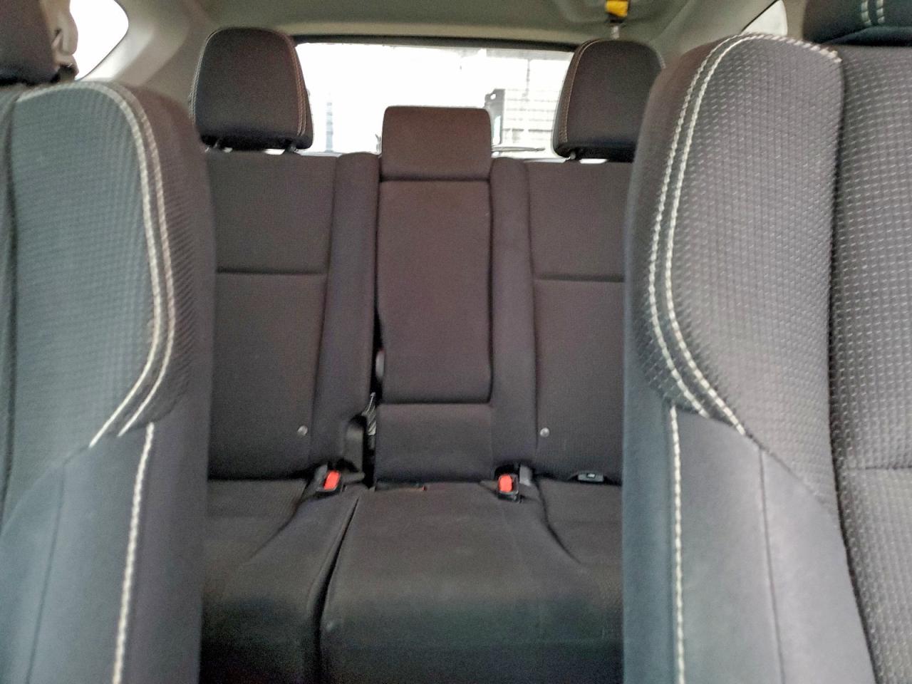 Toyota RAV4 Xle Image 9