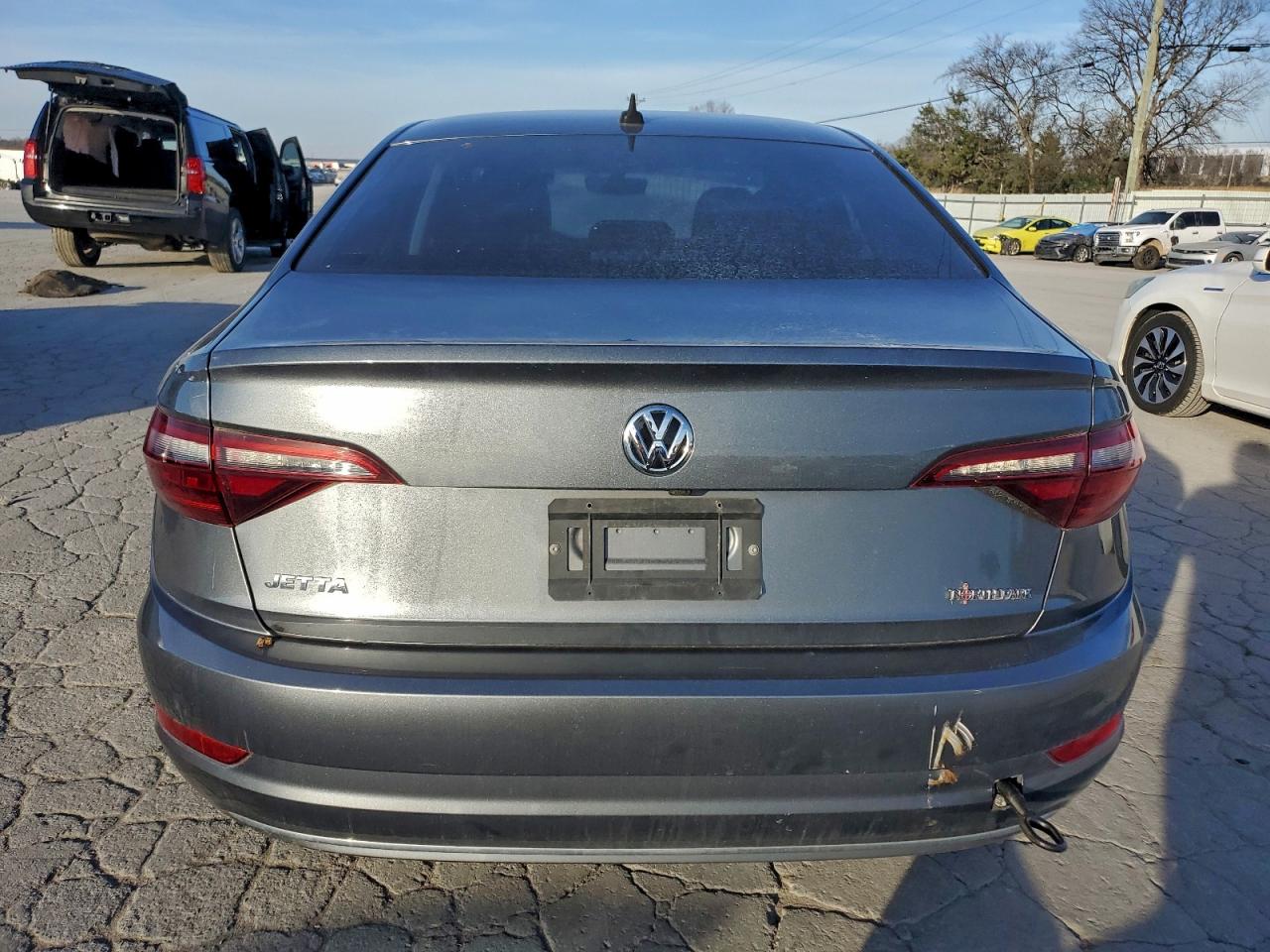 Volkswagen Jetta S Image 6