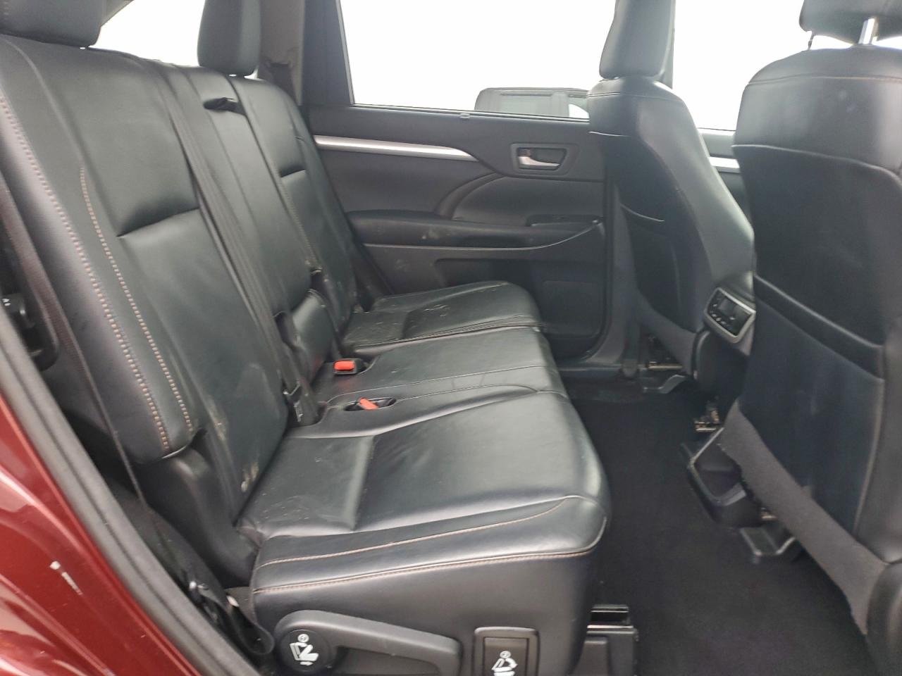 Toyota Highlander Xle Image 10