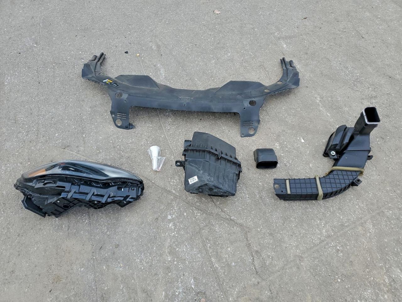 Jeep Cherokee Altitude Lux Image 8