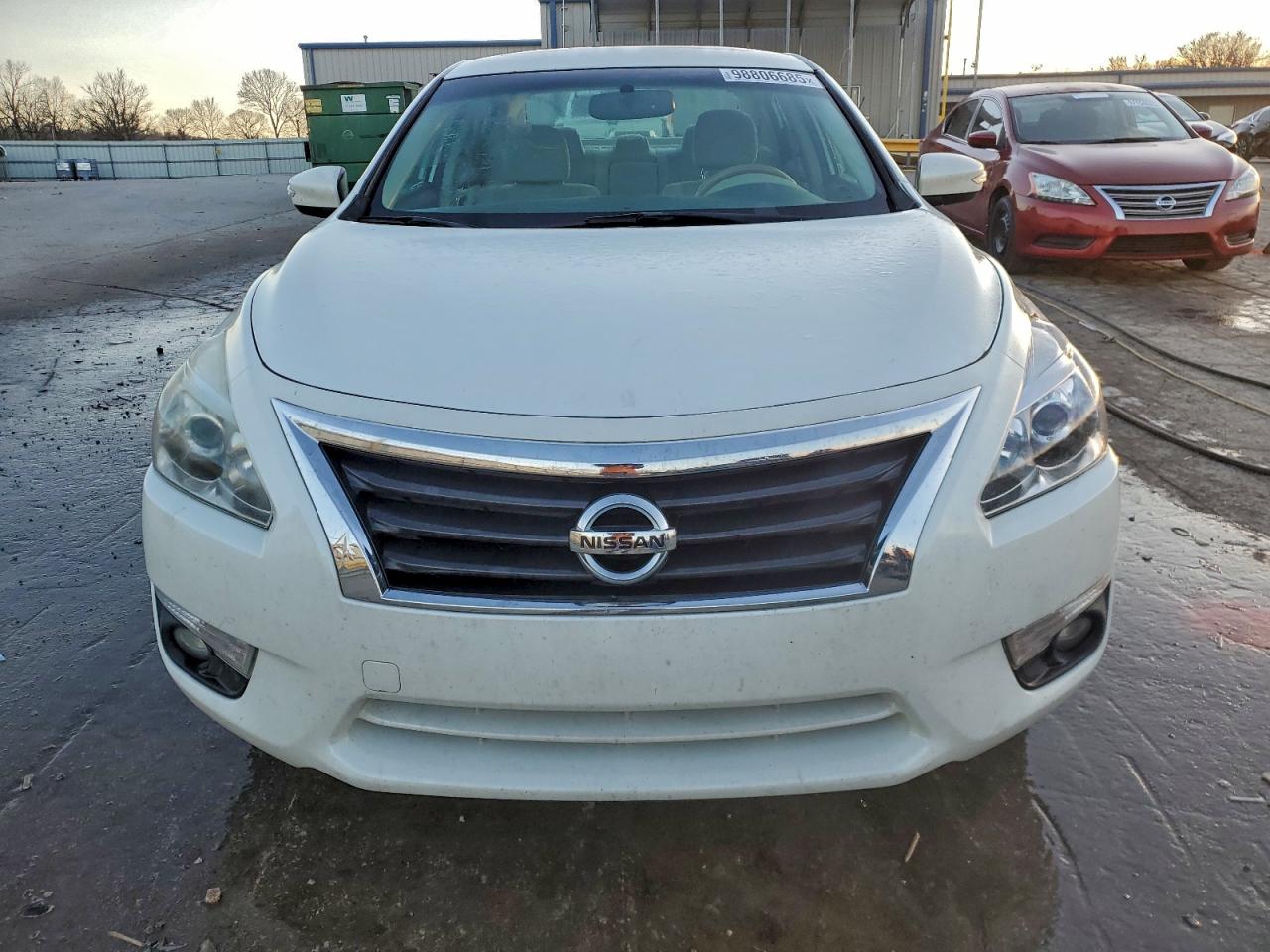 Nissan Altima 2.5 Image 9