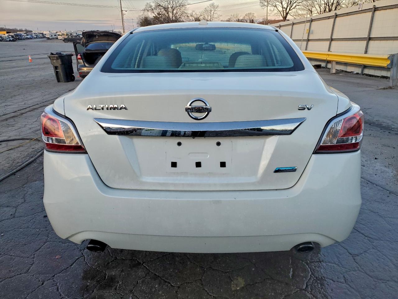 Nissan Altima 2.5 Image 7