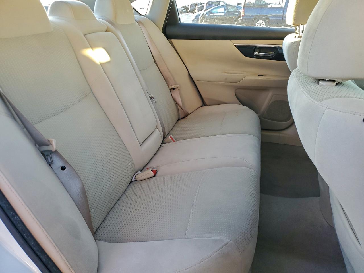 Nissan Altima 2.5 Image 3