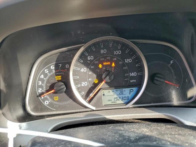 Toyota RAV4 Le Image 4