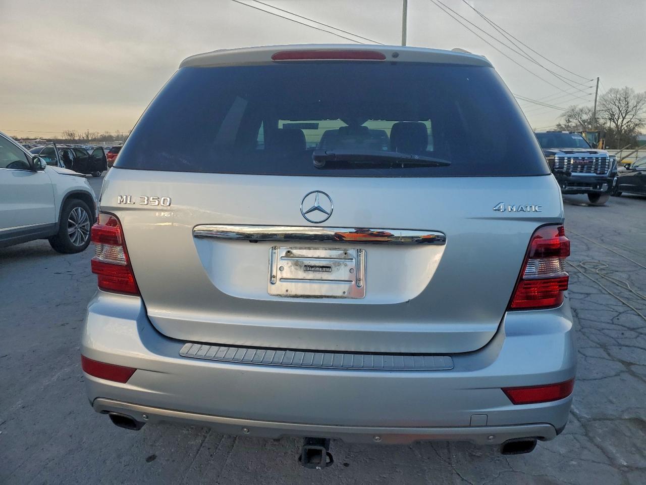 Mercedes-Benz M-Class 350 Image 5