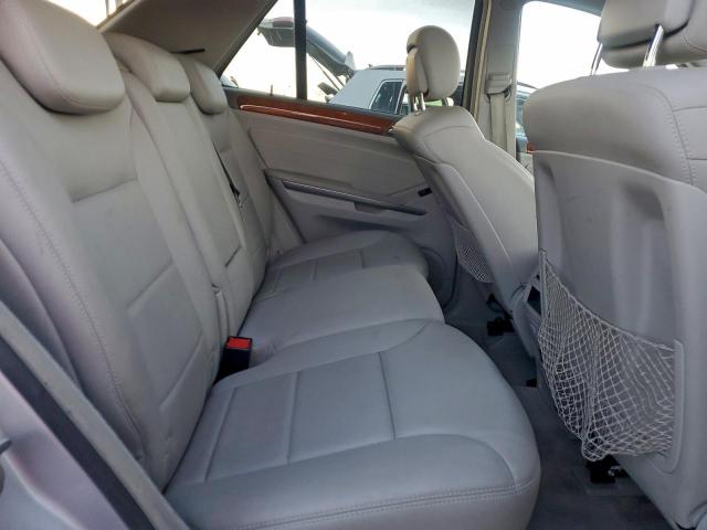 Mercedes-Benz M-Class 350 Image 11