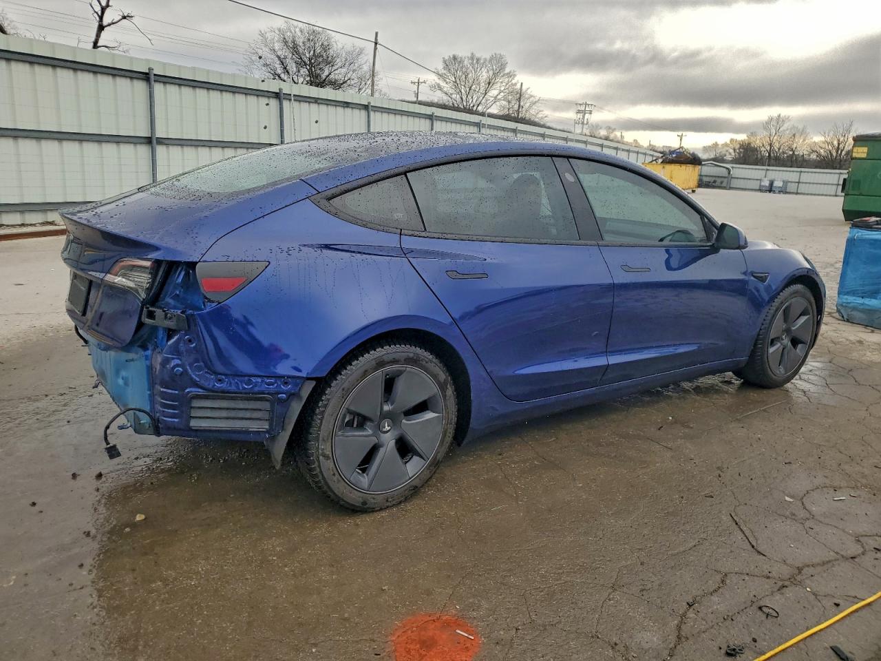 Tesla Model 3 Image 2