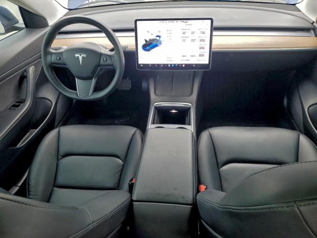 Tesla Model 3 Image 13